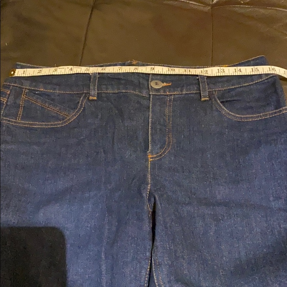 Womyn Ripped Jeans - Picture 8 of 9